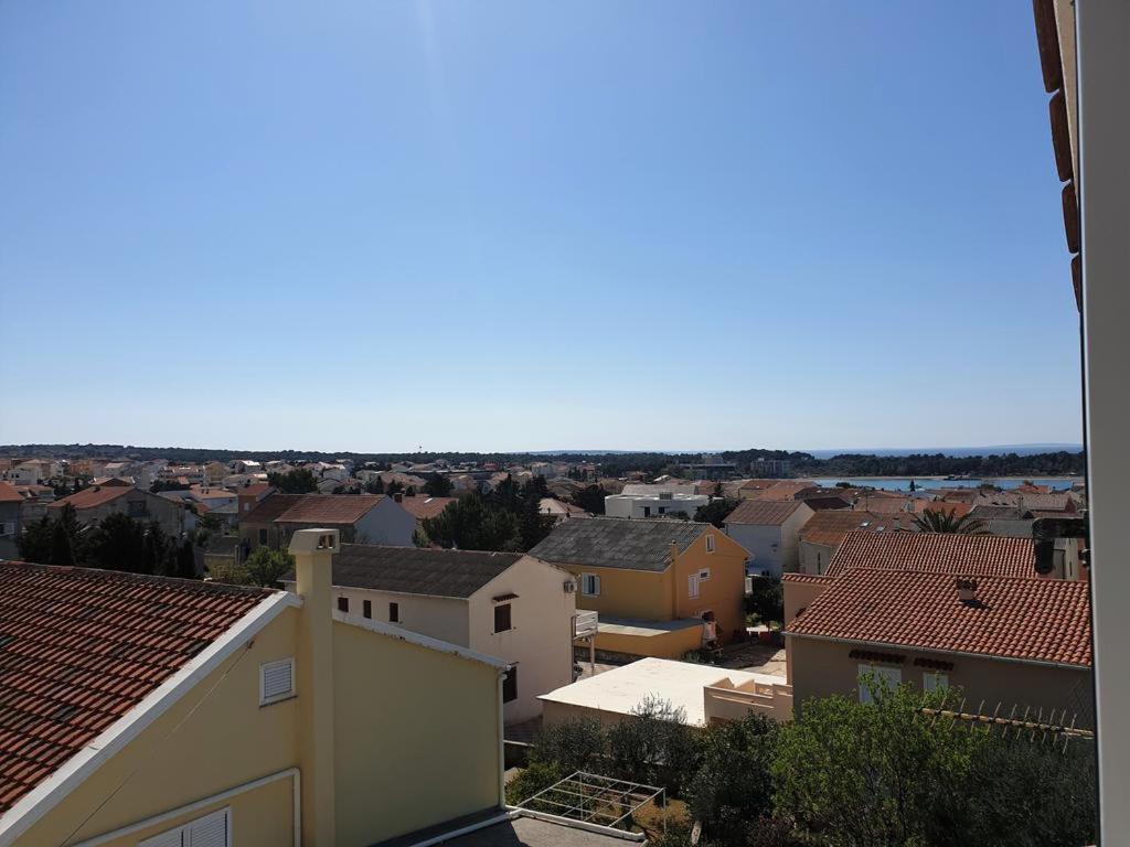 Apartments Loina Novalja Exterior photo
